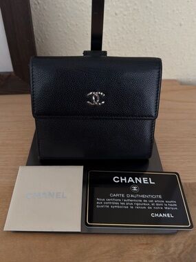 CHANEL Black Caviar Leather Small Wallet with Silver CC